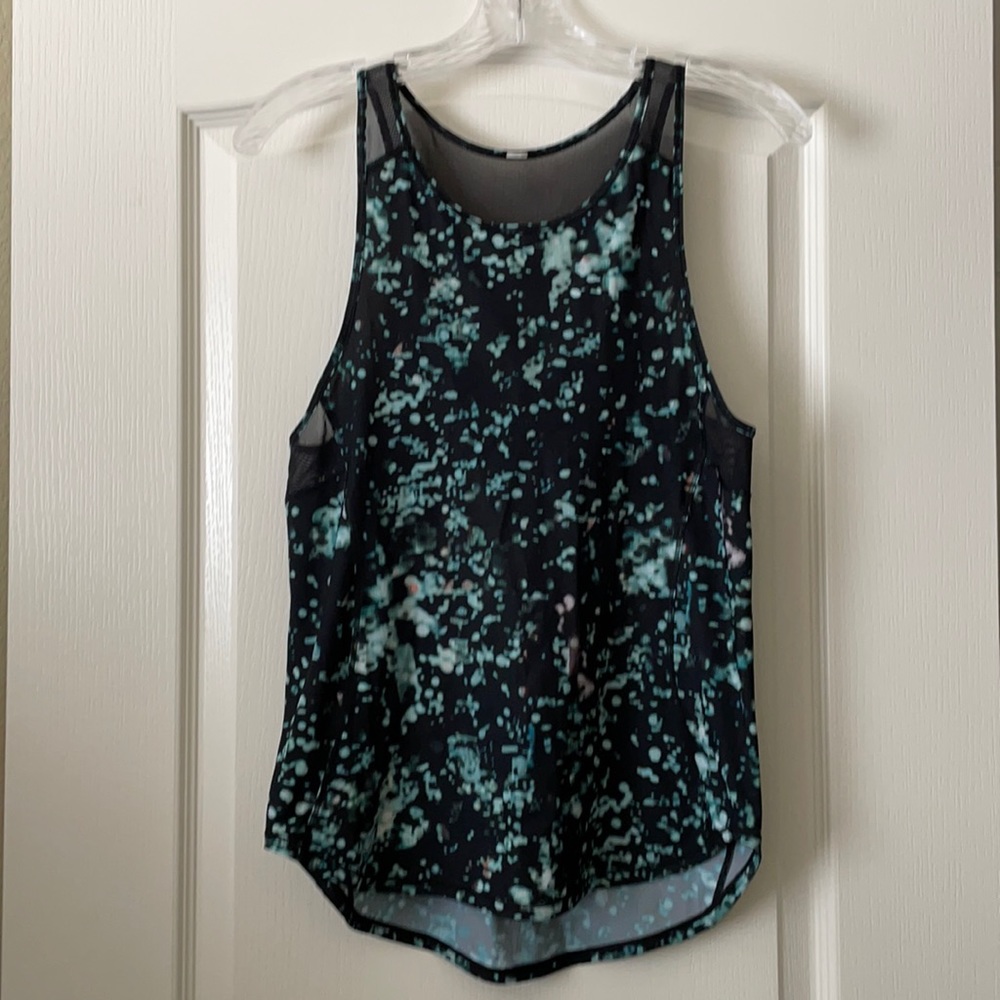 Lululemon tank